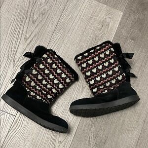 UGG Cozy Black and Red Knit Boots